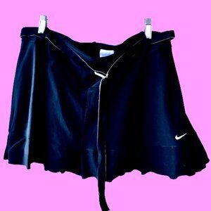 Nike Skirt FIT DRY with Attached Shorts Ruffles Reversible Belt SKORT